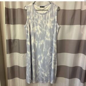 Women’s sleeveless tie-dye dress size large